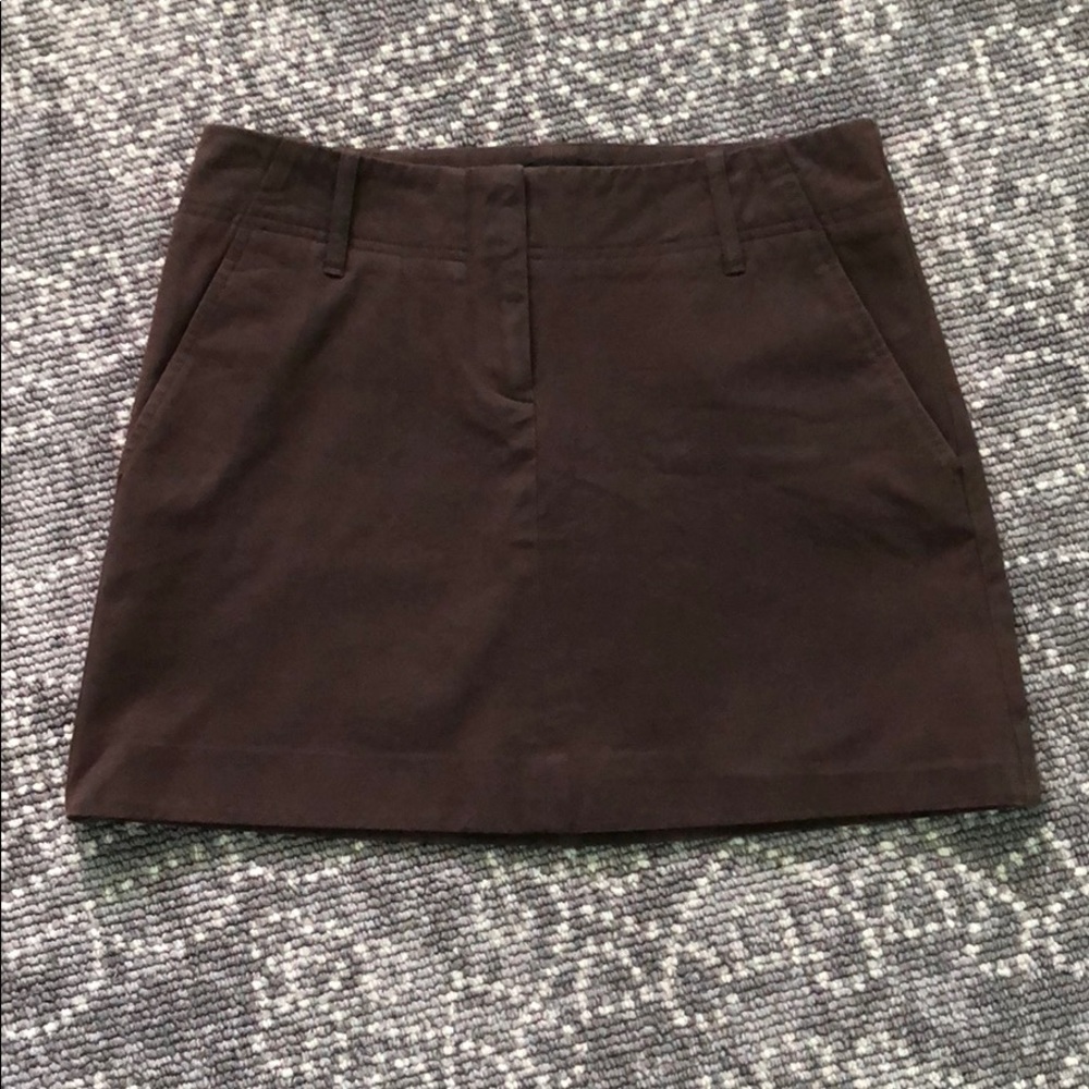 NWOT Brown mini skirt. Size 4. Body by Victoria